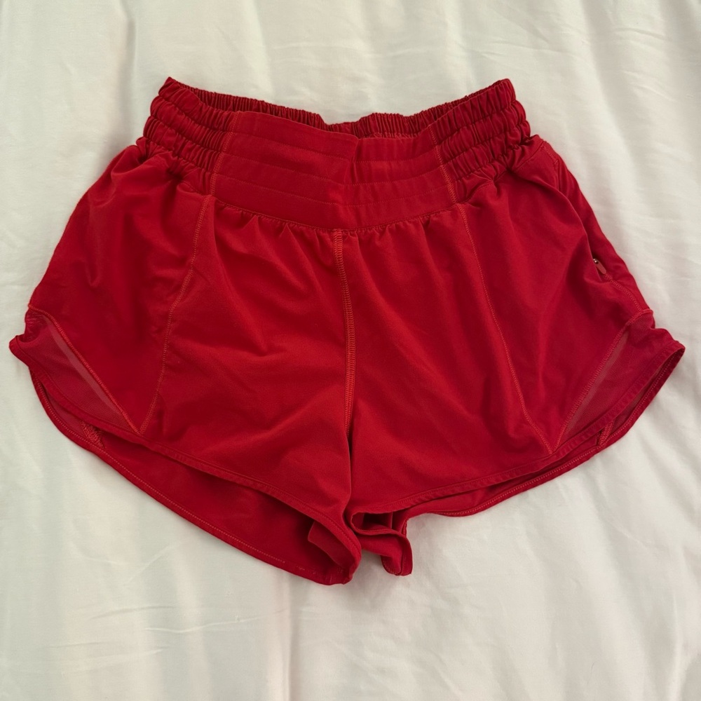 Lululemon Hotty Hot 2.5" HR